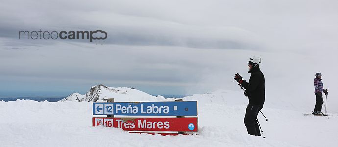 Alto Campoo bate el rcord de registros de nieve de este siglo