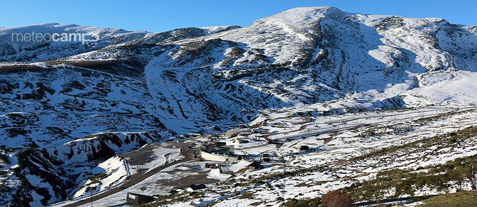 El puente de la Constitucin sin nieve para esquiar en Alto Campoo