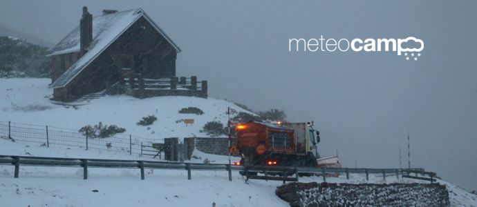 Nevando en Alto Campoo toda la noche y madrugada de hoy